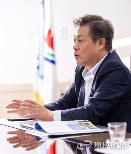 이학수 정읍시장 “민주주의 주인은 시민…투표로 뜻 실현해야”