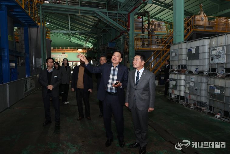 송기섭 진천군수, ㈜수정케미칼 찾아 현장 소통