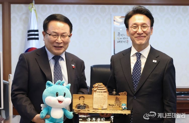 김민석 국무총리, 익산시 명예시민 됐다